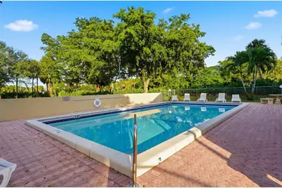 8412  Shadow Ct, Unit #8412, Coral Springs, FL 33071 - Photo 46