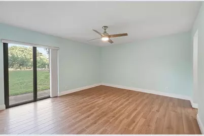 8412  Shadow Ct, Unit #8412, Coral Springs, FL 33071 - Photo 22