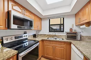 8412 Shadow Ct, Coral Springs, FL 33071 - Photo 18