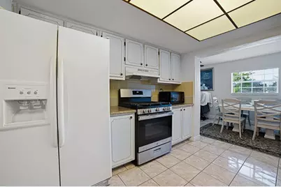 2291 NW 72nd Ave, Sunrise, FL 33313 - Photo 16