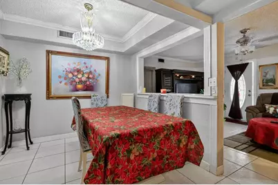 641 NE 140th St, North Miami, FL 33161 - Photo 6