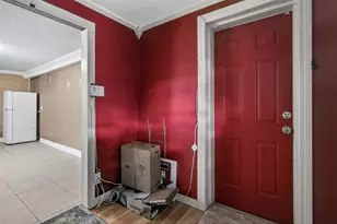 641 NE 140th St, North Miami, FL 33161 - Photo 40