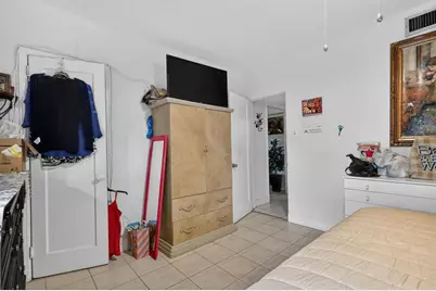 641 NE 140th St, North Miami, FL 33161 - Photo 14