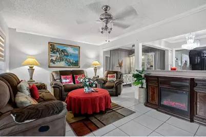 641 NE 140th St, North Miami, FL 33161 - Photo 4