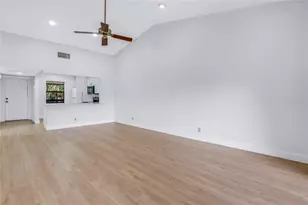 3211 S Carambola Cir S Unit, Coconut Creek, FL 33066 - Photo 12