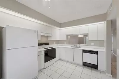 1301 SW 142nd Ave, Unit #308H, Pembroke Pines, FL 33027 - Photo 8