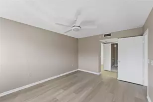 1301 SW 142nd Ave, Pembroke Pines, FL 33027 - Photo 18