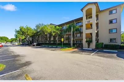 1301 SW 142nd Ave, Unit #308H, Pembroke Pines, FL 33027 - Photo 4