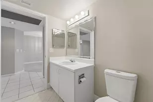 1301 SW 142nd Ave, Pembroke Pines, FL 33027 - Photo 14