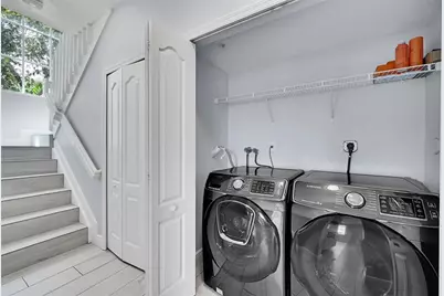 150  Jacaranda Country Club Dr, Unit #200, Plantation, FL 33324 - Photo 20