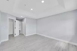 150 Jacaranda Country Club Dr, Plantation, FL 33324 - Photo 28