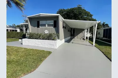 2010 SW 84th Ave, Davie, FL 33324 - Photo 2