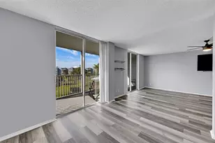 6661 NW 2nd Ave, Boca Raton, FL 33487 - Photo 16