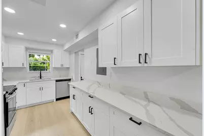 6200 NW 44th St, Unit #106, Lauderhill, FL 33319 - Photo 8