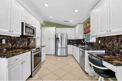 8184  Playa Del Sur Blvd, Lake Worth, FL 33467 - Photo 20