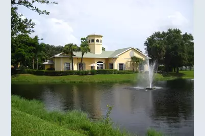 1529  Meadows Cir, Boynton Beach, FL 33436 - Photo 2