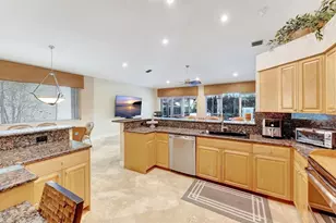 12055 Classic, Coral Springs, FL 33071 - Photo 16