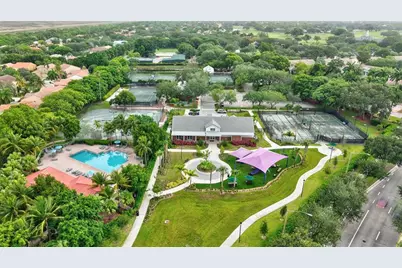 12055  Classic, Coral Springs, FL 33071 - Photo 52