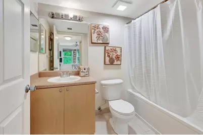 923  Villa Cir, Boynton Beach, FL 33435 - Photo 10