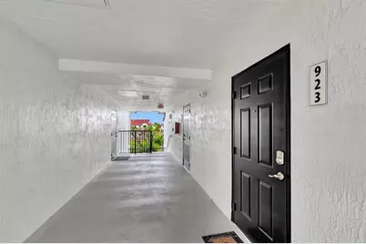 923  Villa Cir, Boynton Beach, FL 33435 - Photo 28