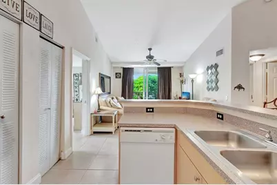 923  Villa Cir, Boynton Beach, FL 33435 - Photo 32