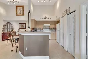 923 Villa Cir, Boynton Beach, FL 33435 - Photo 4