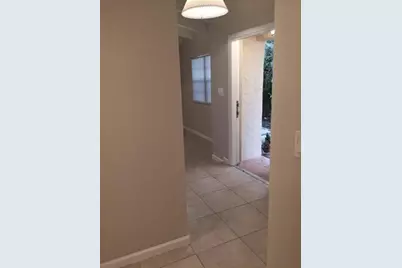 8002 SW 7th Ct, North Lauderdale, FL 33068 - Photo 8