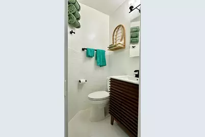 1145 NE 17th Ter, Unit #2, Fort Lauderdale, FL 33304 - Photo 10