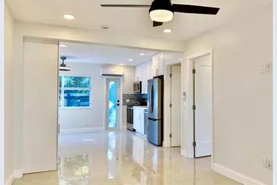 1145 NE 17th Ter, Unit #3, Fort Lauderdale, FL 33304 - Photo 2