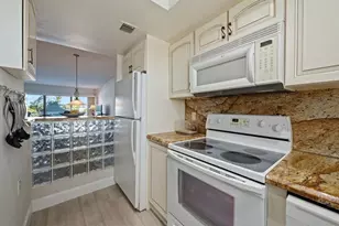 140 NE 28th Ave, Pompano Beach, FL 33062 - Photo 32