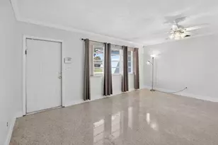 121 NW 77th Way, Pembroke Pines, FL 33024 - Photo 4