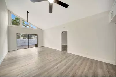 8454 NW 31st Ct, Sunrise, FL 33351 - Photo 12