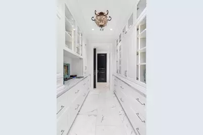 2430  Del Lago Dr, Fort Lauderdale, FL 33316 - Photo 26