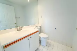 3105 NE 184th St, North Miami Beach, FL 33160 - Photo 14
