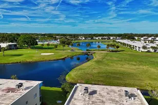 820 Flanders R Unit, Delray Beach, FL 33484 - Photo 2