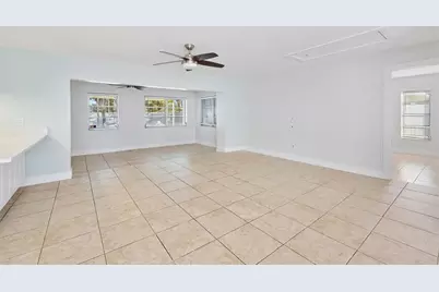 4447  Holly Dr, Palm Beach Gardens, FL 33410 - Photo 6