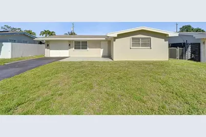 8211 NW 10th St, Pembroke Pines, FL 33024 - Photo 1