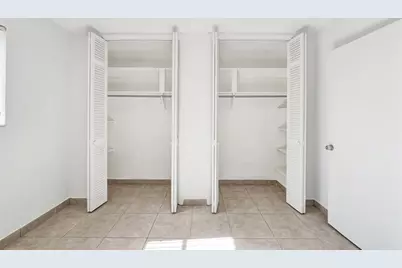 8211 NW 10th St, Pembroke Pines, FL 33024 - Photo 18