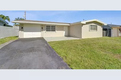 8211 NW 10th St, Pembroke Pines, FL 33024 - Photo 2