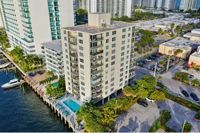 3233 NE 32nd Ave, Unit #801, Fort Lauderdale, FL 33308 - Photo 2