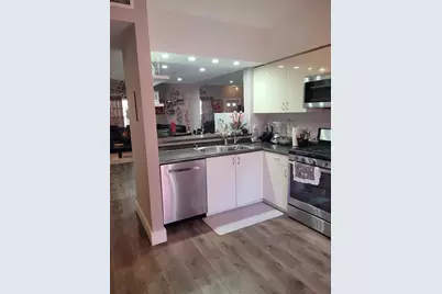 8121  San Carlos Cir, Unit #8121, Tamarac, FL 33321 - Photo 10