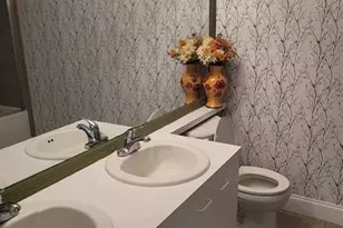 8121 San Carlos Cir, Tamarac, FL 33321 - Photo 22