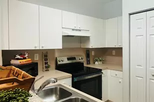 5549 Monte Carlo Pl, Margate, FL 33068 - Photo 8