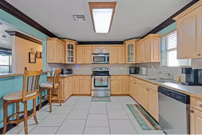 5201 SW 22nd St, West Park, FL 33023 - Photo 12