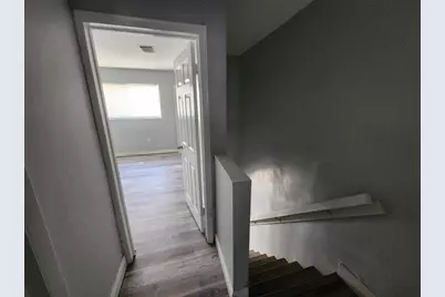 633 NE 2nd Ave, Unit #14, Fort Lauderdale, FL 33304 - Photo 6