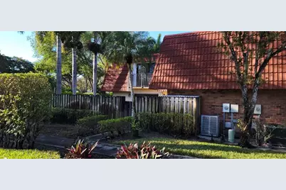 9842 NW 6th Ct, Unit #9842, Plantation, FL 33324 - Photo 2