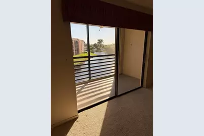 10442  Sunrise Lakes Blvd, Unit #303, Sunrise, FL 33322 - Photo 18