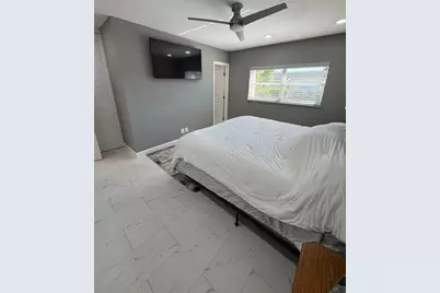 2687  Emory Dr East, Unit #F, West Palm Beach, FL 33415 - Photo 12