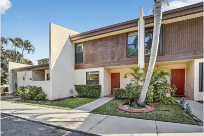 1261 NW 99th Ter, Unit #47, Pembroke Pines, FL 33024 - Photo 2