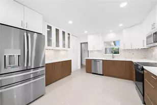 2149 NE 58th Ct, Fort Lauderdale, FL 33308 - Photo 4